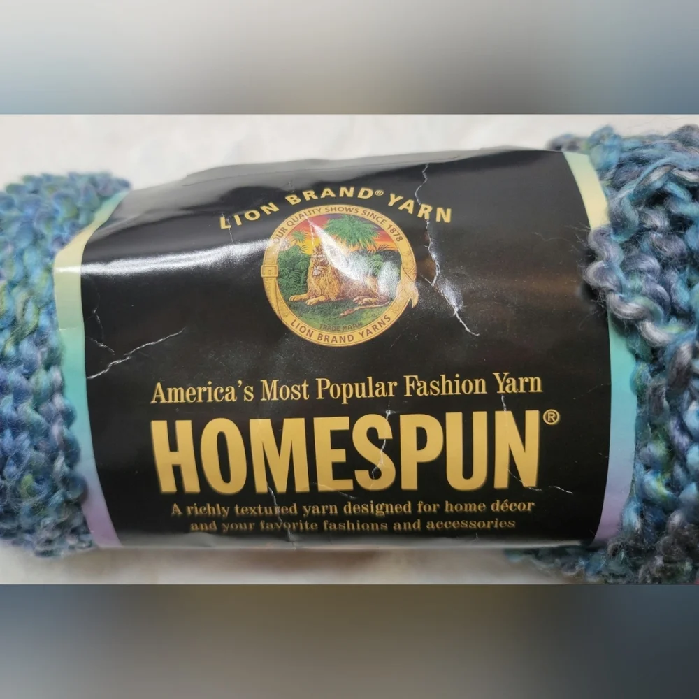 Bundle of #5 Bulky Yarn Multi-Color Lot Knitting Crochet Crafts 17 Skeins Chunky - Picture 12 of 16